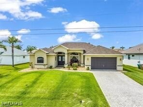 2324 SW 54th Ln in Cape Coral, FL - Foto de edificio - Building Photo