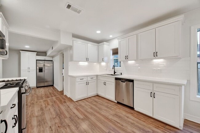 4520 Sharon St in Houston, TX - Building Photo - Building Photo