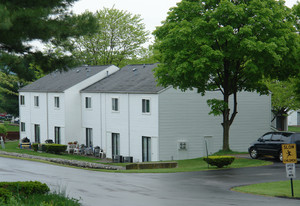 18th Street Commons- University Housing Apartments