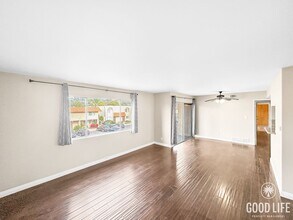 6811 Alvarado Rd in San Diego, CA - Building Photo - Building Photo