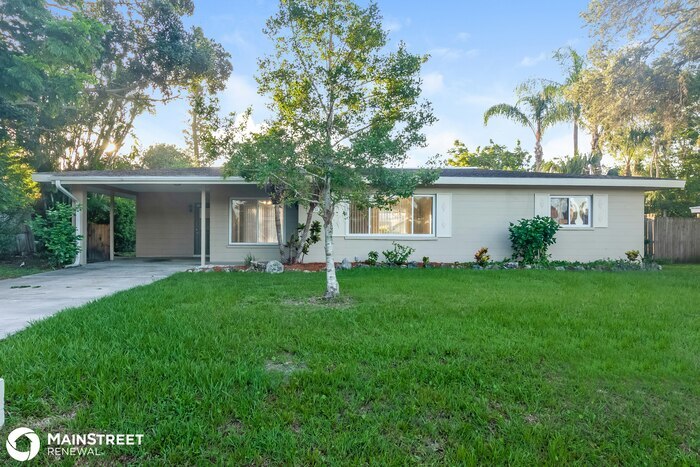 5931 Olive Ave in Sarasota, FL - Building Photo