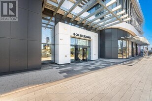 28 Interchange Wy in Vaughan, ON - Building Photo