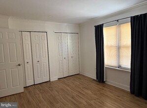 5 Stout Ct in Trenton, NJ - Building Photo - Building Photo