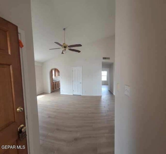 11813 Kings Arms Ct in El Paso, TX - Building Photo - Building Photo