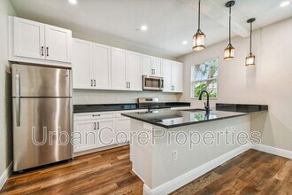 325 15th Ave NE in St. Petersburg, FL - Building Photo - Building Photo