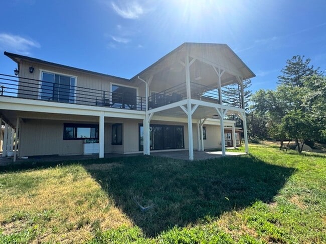 property at 665 S Stage Rd