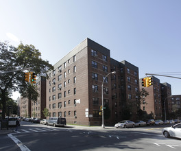 74-10 35th Ave in Jackson Heights, NY - Building Photo - Building Photo