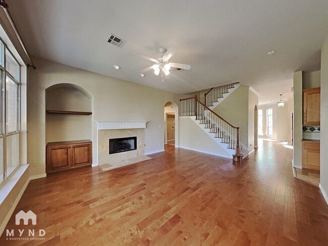 2708 Grimes Ranch Rd in Austin, TX - Foto de edificio - Building Photo