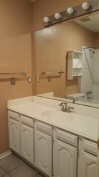 1201 Bering Dr photo'