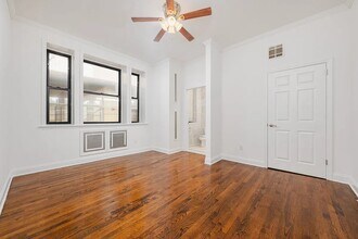 207 Central Pk N in New York, NY - Building Photo - Building Photo