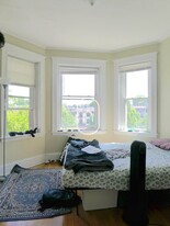 15 Euston Rd, Unit 4 in Boston, MA - Building Photo
