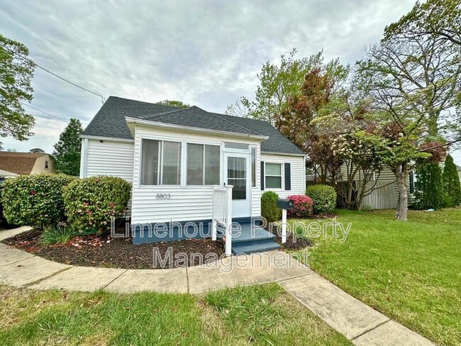 property at 8803 Tidewater Dr