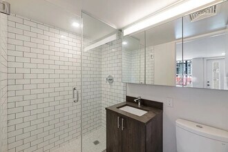 163 Ludlow St in New York, NY - Building Photo - Building Photo