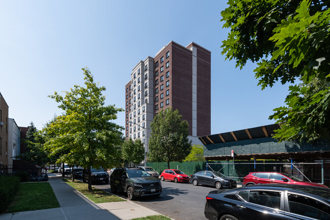 The Shelton in Brooklyn, NY - Foto de edificio - Building Photo