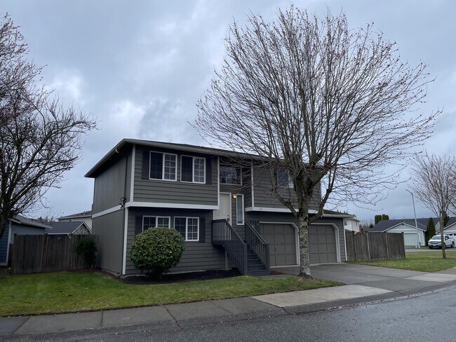 17716 Spring Ln in Marysville, WA - Building Photo - Building Photo