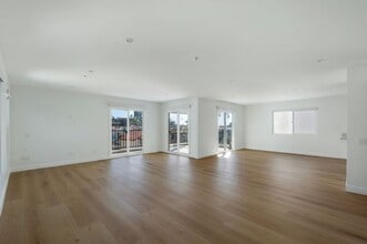 312 Cazador Ln in San Clemente, CA - Foto de edificio - Building Photo