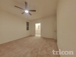 2046 Delta Vw Ave in Sacramento, CA - Building Photo - Building Photo