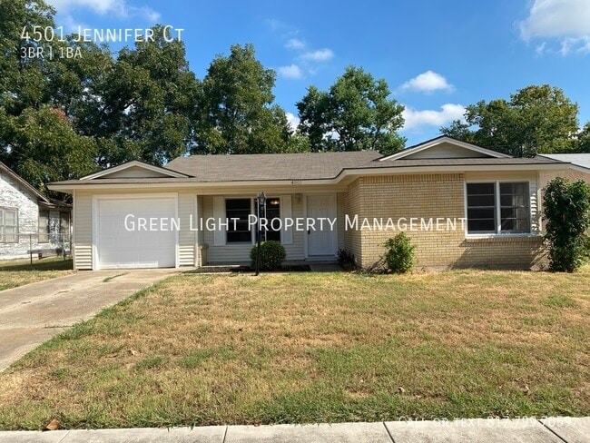 property at 4501 Jennifer Ct