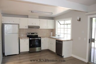4757 River College Dr in Sacramento, CA - Building Photo - Building Photo