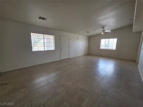 1940 Pershing Ave in Pahrump, NV - Building Photo - Building Photo