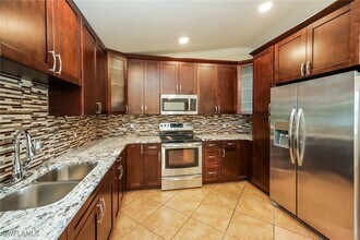 984 Jolly Rd in North Fort Myers, FL - Building Photo - Building Photo