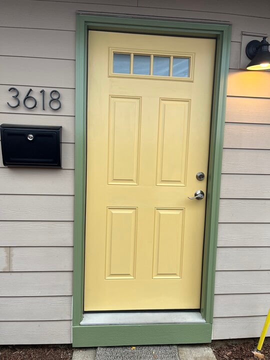 3618 SE 67th Ave in Portland, OR - Building Photo