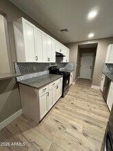 1002 S Roosevelt St in Tempe, AZ - Building Photo - Building Photo