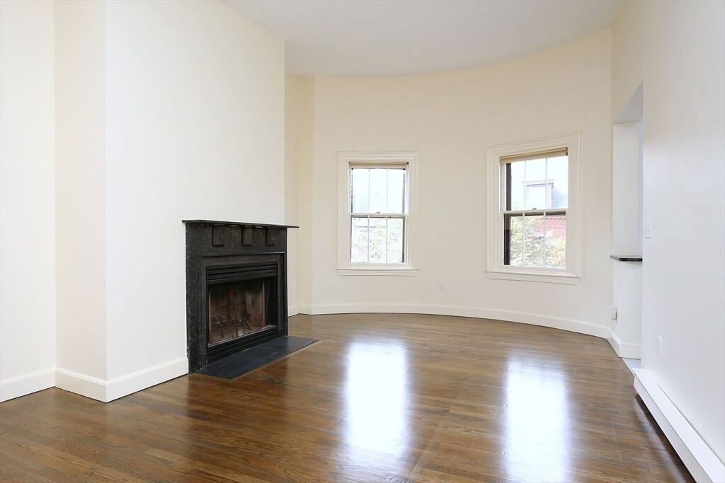 25 Hanson St in Boston, MA - Building Photo