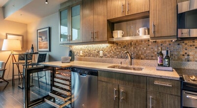 2101 6th Ave in Seattle, WA - Building Photo - Building Photo