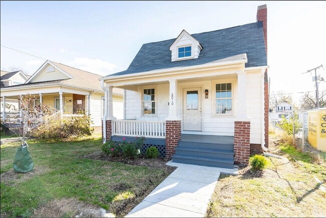 property at 2010 Maury St