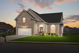 1172 Upland Terrace in Clarksville, TN - Building Photo