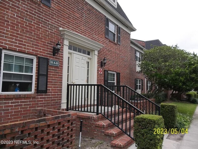 property at 4915 Baymeadows Rd
