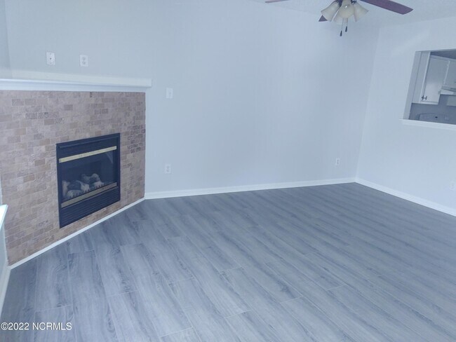 204 Woodlake Ct photo'
