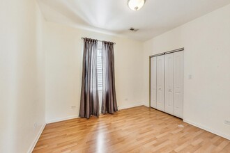 1844 N Mozart St, Unit 2 in Chicago, IL - Building Photo - Building Photo