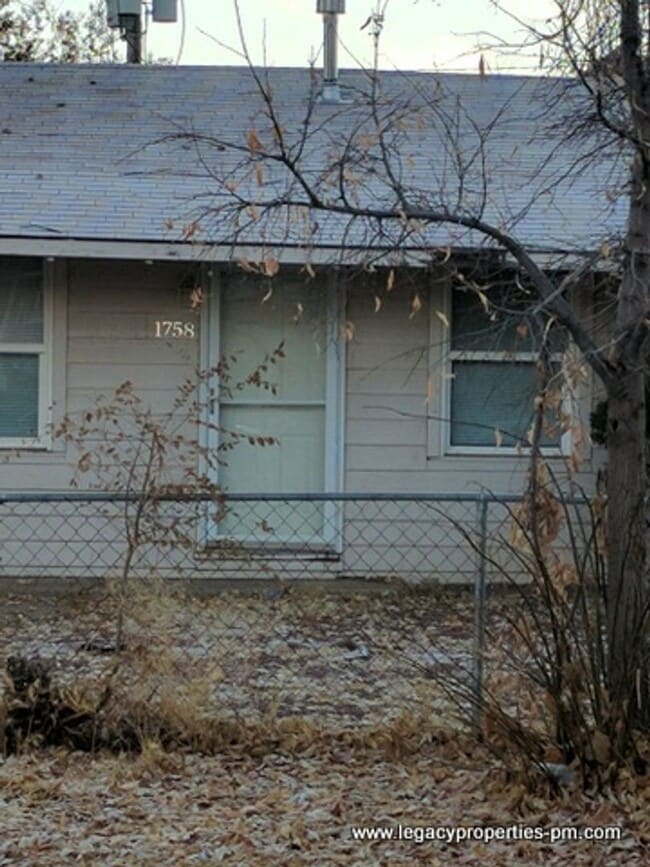 property at 1758 Paris St