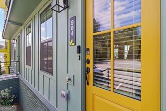 964 Bibb St NW in Atlanta, GA - Building Photo - Building Photo