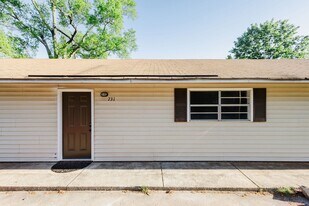 729 Hammock St in Griffin, GA - Building Photo