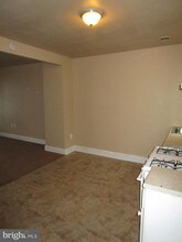 5607 Market St-Unit -2ND FL in Philadelphia, PA - Building Photo - Building Photo