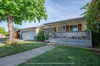 193 E 8th St in Lincoln, CA - Building Photo - Building Photo