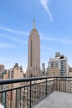 70 W 37th St in New York, NY - Building Photo - Building Photo