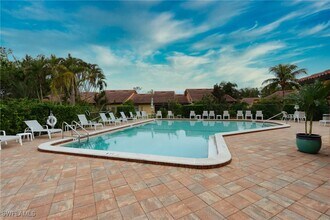 5332 Concord Way in Ft. Myers, FL - Building Photo - Building Photo