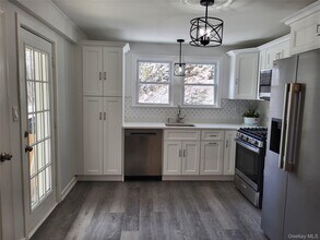 83 W Main St in Port Jervis, NY - Building Photo - Building Photo