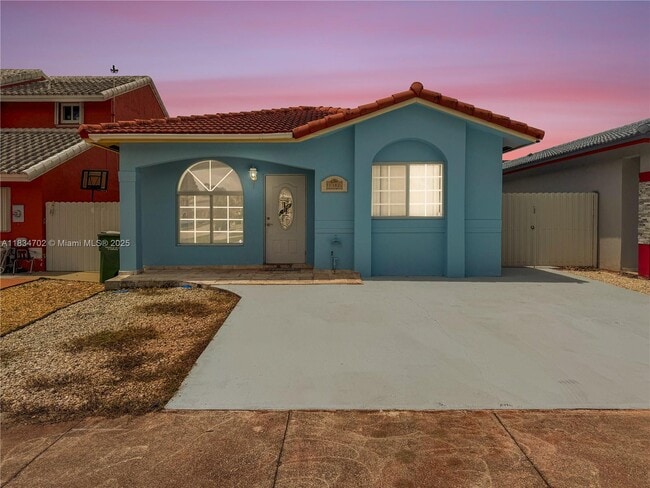 1382 SE 11th Pl in Homestead, FL - Building Photo - Building Photo