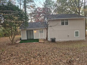 4446 Blackbirch Ln in Decatur, GA - Building Photo - Building Photo