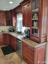 2 Groendyke Cir in Millstone Township, NJ - Building Photo - Building Photo