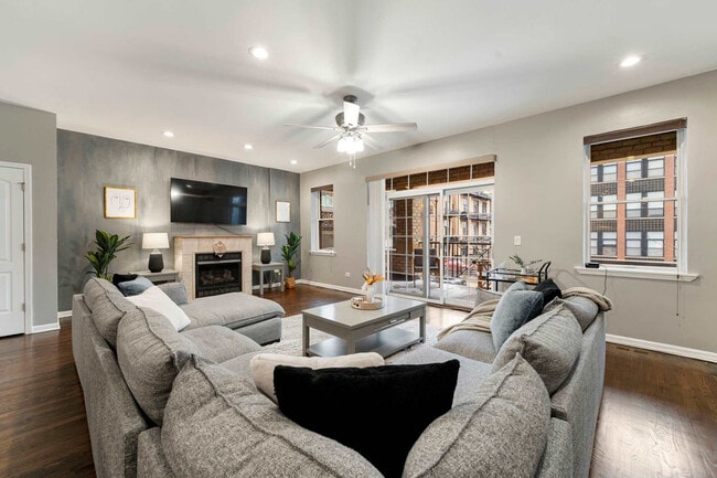 1909 S Michigan Ave, Unit SI ID1244939P in Chicago, IL - Building Photo - Building Photo