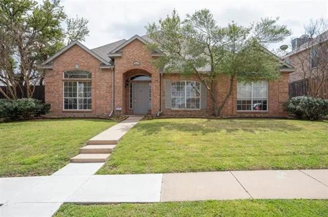 5837 Poole Dr in The Colony, TX - Foto de edificio