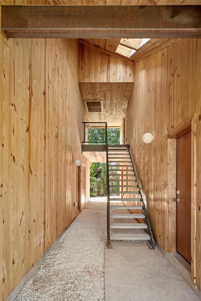 property at 4429 Woodside St