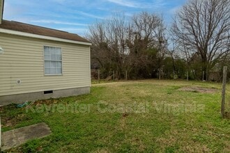 1010 Quash St in Hampton, VA - Building Photo - Building Photo
