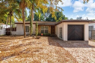 4220 SW 13th St in Miami, FL - Building Photo - Building Photo